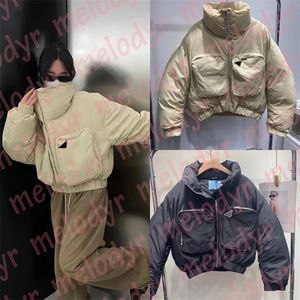 Piumino corto stile invernale caldo parka da donna capispalla designer triangolo in metallo filo collo piumino giacche di cotone giacca a vento