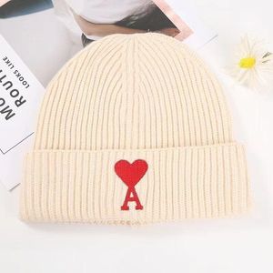 Cappello lavorato a maglia di lana Ami alla moda per berretto da donna firmato Berretto invernale con treccia calda Cappello da uomo per regali di compleanno