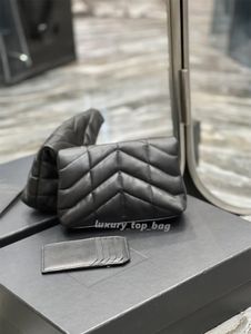 Y letter Designer Women V quilted makeup bag, leather clutch handbag Fashion Bags