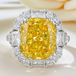 Handgjorda kudde klipp 8ct Topaz Diamond Ring 100% riktiga Sterling Sier Party Wedding Band Rings for Women Engagement Smycken