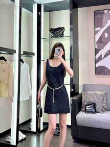 Basic & Casual Dresses Designer High end European Product 2023 Early Autumn New Chain Wearing Thick Flower Ni Tank Top Skirt Heavy Industry Metal