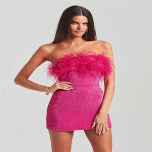 Rosa sem alças guarnição clubwear mini vestido sexy luxo pena de avestruz lantejoulas glitter festa de aniversário de casamento bodycon vestidos2656