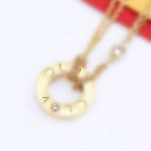 Collana di design per le donne che amano la doppia catena in acciaio al titanio con collana pendente da donna con diamanti