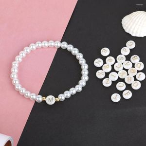 Filo iniziale A-Z Lettera Bracciale con conchiglia rotonda Braccialetti con ciondoli dolci con perline simulate per regali da donna Gioielli romantici