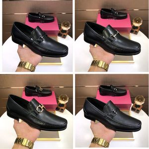 مصمم فاخر الرجال لباس أحذية أصلية جلدية أسود بني بني موكاسينز الأعمال المصنوعة يدويًا الديكور المعدني الحذاء