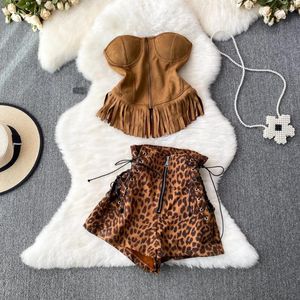 Moda feminina Fashion Girls Meninas Papas de peito zíper Slim Fit Tax Tampo Tampa Tampa de duas peças Conjunto de leopardo de alta cintura shorts de cordão