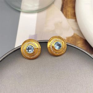 Kolczyki na stadninach francuski okrągły okrągły kształt Inkrustowany niebieski cyrkon dla kobiet Mały Wykwintna moda platforma 18 -karatowa złota biżuteria