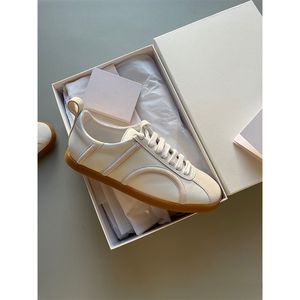 Leather Flat Lace-up Sneakers Casual White Shoes Vintage Sport Shoes for women