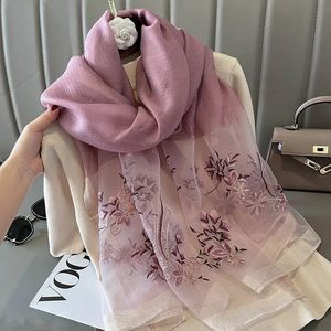 Bandanas Durag Luxury Brand Silk Wool Women Scarf broderi sjal och lindar foulard kvinnliga hijab bandana halsdukar för lady blommor strand stenar 231012