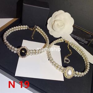 Chokers Exaggerate Elegant Lady Pearl Luxury Baroque C Necklace For Women High Quality Vintage Luxious Jewlry Girl N19270M