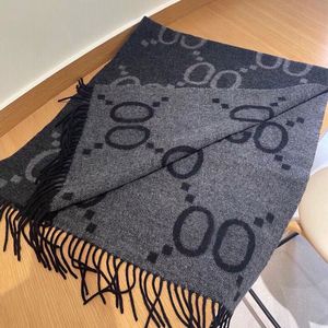 Mens Luxury Designer Scarf Cashmere Fashion Winter Warm Unisex Long Wraps Brand Classic Letter Shawls and Men Womens Scarfs G627 With Box A