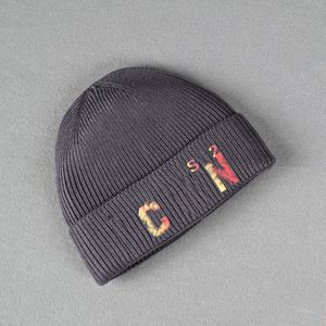 man travel Wool jogging Letter Thick stripe women popular knit hat leisure head cover cap outdoor knitted cotton hat warm autumn Winter Knitted windbreak