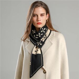 Scarves Luxury Brand Winter Cashmere Knitted Scarf for Women Design Print Warm Neckerchief Bandana Lady Long Skinny Neck Tie 231012