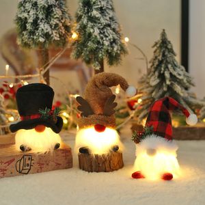 Commercio all'ingrosso di nuove decorazioni natalizie decorazioni di figurine illuminate di cartoni animati Decorazioni per l'albero di Natale