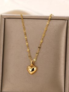 Pendant Necklaces Stainless Steel Love Heart Necklace For Women 2023 Trendy Lip Chain Simple Jewelry 231011