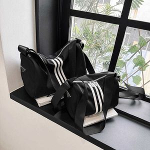 Cüzdanlar% 90 OFF OFF OFF BOG SOUTH SOUTY İLİÇ KAPALI BOSTON Omuz Taşınabilir Crossbody Internet Ünlü Sporları ve Fitness