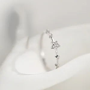 Klusterringar Dainty Simple Crystal Star Silver Color Opening Woman Korean 2023 Neo Goth smycken på hög nivå för modeflicka