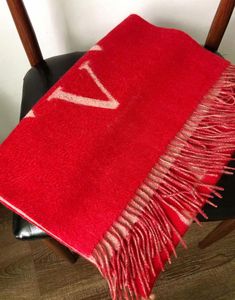 Brand designer scarf Luxury V Scarves Cashmere Thick Shawl Women Long Winter Wram Pashmina Long Red Wraps Hijab with Tassel Bufanda Foulard L6618 with box
