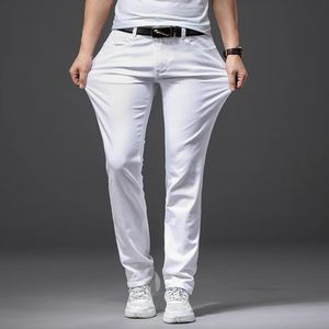 Мужские джинсы, весенние эластичные белые классические стильные приталенные мягкие брюки, мужские брендовые деловые повседневные брюки 231012