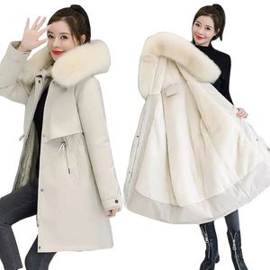 Piumino Parka da donna Giacca invernale 2023 Corea Parka da donna Abbigliamento Cappotto lungo Fodera in lana Collo in pelliccia con cappuccio Spessore caldo Abbigliamento da neve imbottito 231011