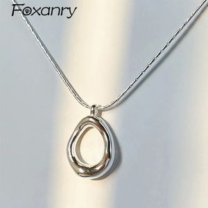 Hänghalsband Anry Hollow Irregular Water Drop Geometric Necklace For Women Couples Fashion Simple Clavicle Chain Party Jewelry Gifts 231012