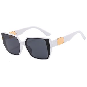 Modedesigner-Sonnenbrillen, Street Shot, alle passenden Brillen, mit Metallbeschriftung verzierte Sonnenbrillen für Männer und Frauen