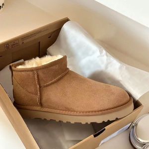 Hot AUS U5854 classical Short Miniwomen snow boots keep warm boot man womens Plush casual warm boots Sheepskin Suede shoes chestnut grey Free transshipment