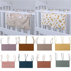 Set di biancheria da letto 1 pz Borsa portaoggetti da comodino per bambino Organizzatore per culla appeso per pannolini giocattolo multiuso per letti nati 231012