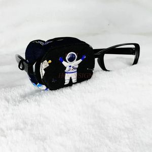 Ansiktsvårdsapparater Amblyopia tredimensionell fullt omslag Korrigeringsträning Monokulära barn Cartoon Mulberry Silk återanvändbara glasögon Space 231012