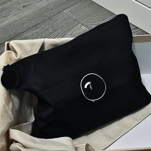 Moda Makyaj Çantaları Yeni Tasarımcı Makyaj Çantası Klasik Çanta Taşınabilir Seyahat Depolama Yıkama Çantası Çıkmak İçin Büyük Kapasite CSG2310133-5