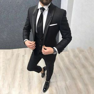 Mäns kostymer senaste kappa byxa design svart mens man blazers brudgum bröllop tuxedos brudgum bär 3 delar dräkt mariage homme ternos