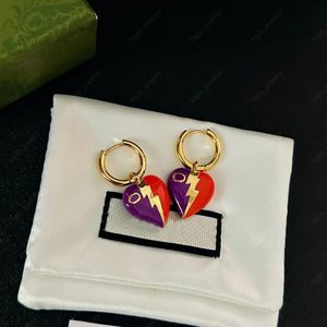 Orecchini con ciondolo a forma di cuore di design di lusso Orecchini pendenti in oro 18k eleganti e raffinati da donna per gioielli regalo per feste di nozze