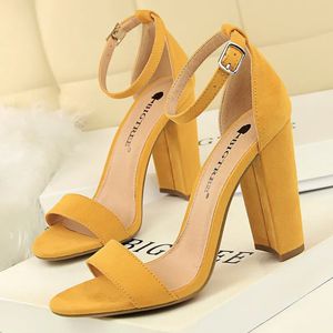 Dress Shoes 2023 Sexy High Heels New Women Pumps Comfort Block Ladies Buckle Female Sandals 231013