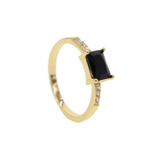 Cluster Anelli Elegante nero 5mm pietra ovale con castone a goccia singolo sottile delicato carino ragazze anello da donna 2021338s