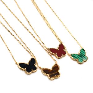 Berömda varumärken Butterfly Elegant Pendant Halsband Luxury Sweet ol Designer Double Side 18K Gold Choker Halsband smycken för kvinnor