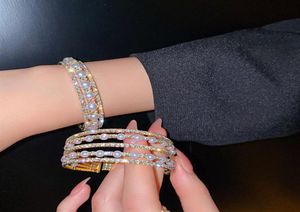 Europeisk och amerikansk mode Bangle överdriven personlighet Diamondstudded Pearl Open Armband Design Sense Super Flash Jewelry 8815210