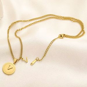 Double layer designer necklace letter pendant necklaces link chain for man fashion simple luxury necklace for women plated gold silver stainless steel zb076