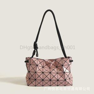 Handbag Three House Bag with Geometric Drawstring Single Shoulder Diagonal Cross Underarm Ribbed Deformation Fashionable the Same Lifetime Tofu