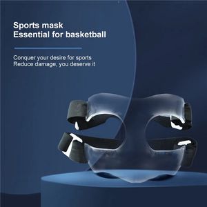Binicilik Kaskları Şeffaf Spor Burun Kask Basketbol Maskesi Guard Yüz Kalkanı Koruyucu Anti Çarpışma Elastik Kayış 231012