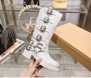 Projektanci buty śnieżne nniu wysoka wysoka platforma kostki skórzane grube botki luksusowe but damski but z butem butem butów Martin7