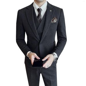 Erkekler Suits Yüksek Kalite (Blazer yelek pantolonları) İngiliz moda trend zarif basit sıradan düğün beyefendisi üç parça