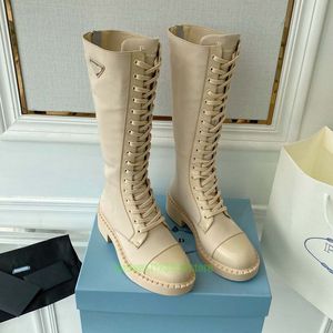 Lyxdesigner kvinnor stövlar svart plattform inverterad triangel märkte lädersko striden beige cowboy chelsea boot ada lady knä stövel