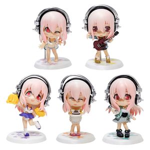 Mascot kostymer 10 cm anime figur super sonico working baddräkt kostym chassis q version modell dockor leksak present samla boxat prydnad pvc material