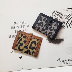 2023 new wallet female retro fashion Europe and the United States printed plaid folding wallet youth personality buckle coin purse