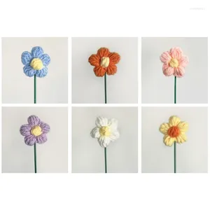 Decorative Flowers 5pcs Crochet Flower Finished Hand-Knitted Decoration Valentines Day Gift Dropship