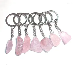 Keychains 12st Natural Rough Raw Stone Keychain Pink Crystal Quartz Car Key Holder Mineral Ring smycken Bulk
