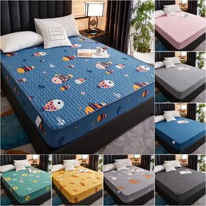 Beddrage Waterproof Cartoon Quilted Mitted Sheet Bedste med Elastic Band Non Slip Sheet King Size Bed Machine Washable For Home 231013