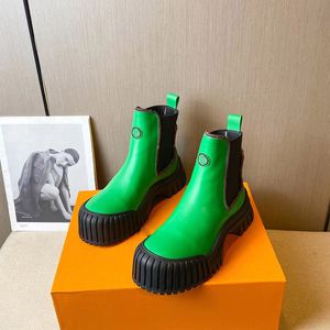 디자이너 Black Ankle Boots 여성 흰색 갈색 가죽 하이힐 부츠 루비 평평한 바닥 루비 평평한 바닥 부트 신발 크기 35-42