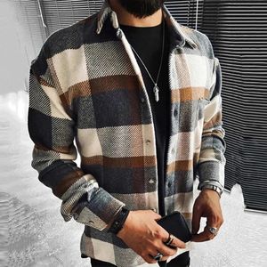 Męskie koszulki Business Business Casual Plaid Print Wełniany Kurtka Mężczyzn Mężczyzn Spring Single Bered Lapel Top Autumn Pocket T-shirt Cardigan 231012