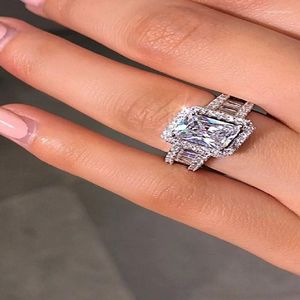 Wedding Rings Fashion Zircon Square Ring For Woman Exquisite Slivery Geometric Alloy Jewelry Ladies' Party Birthday Gifts